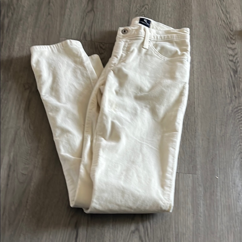 Chic Off-White Corderoy Pants by AG size 27R